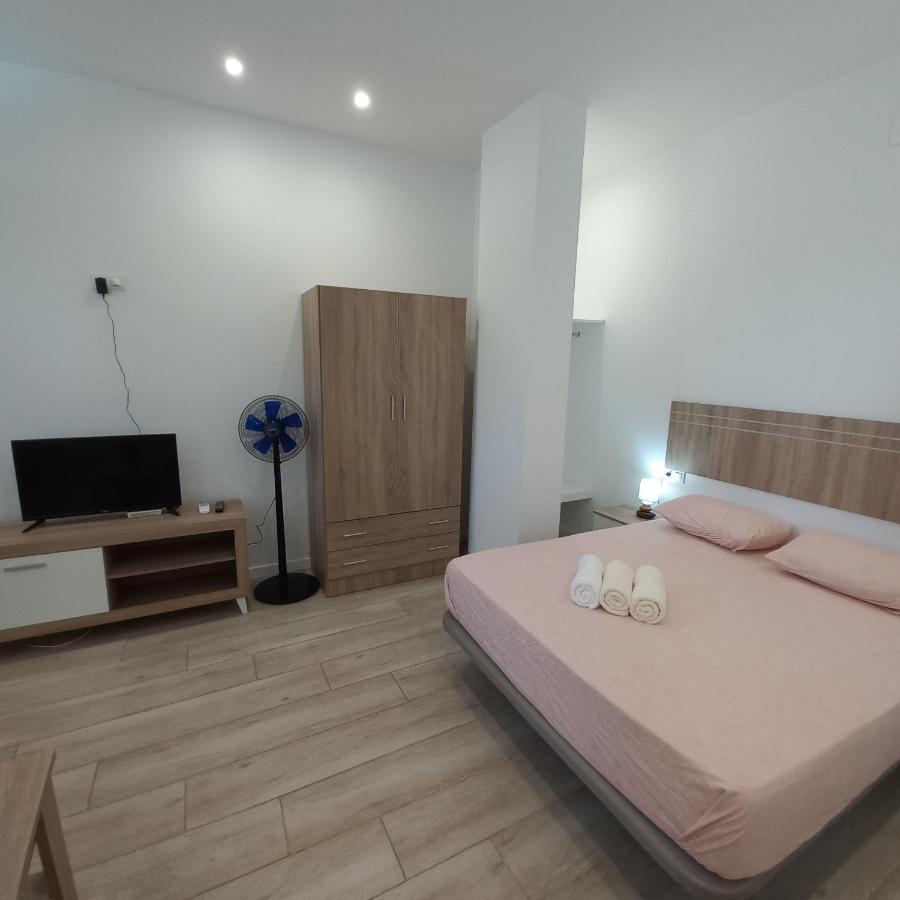 Malaga Velarde Center 3 Apartman Kültér fotó