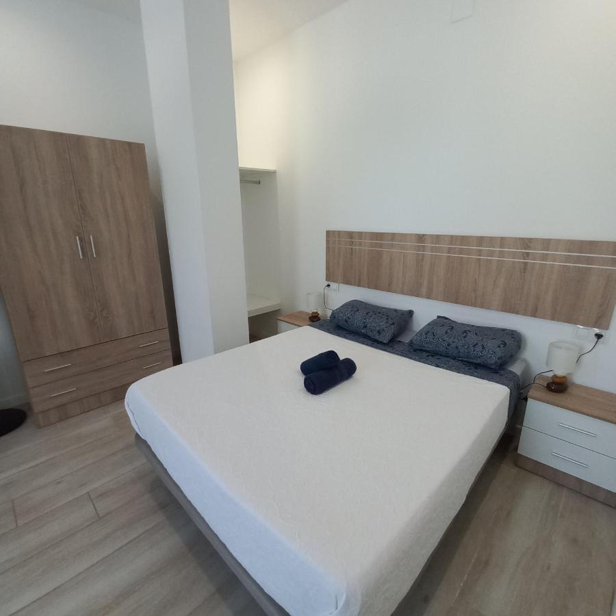 Malaga Velarde Center 3 Apartman Kültér fotó