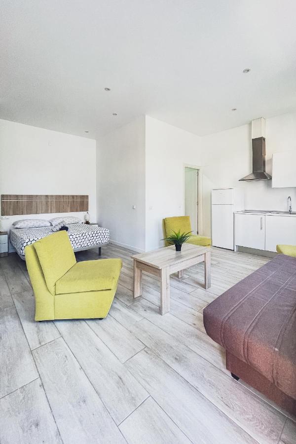 Malaga Velarde Center 3 Apartman Kültér fotó
